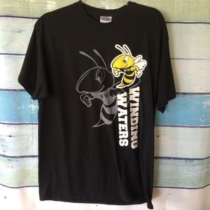 C port black Winding Waters tee 🐝
